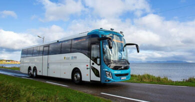 Enklere og dyrere buss
