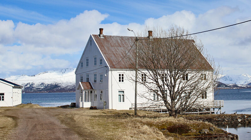 Bør tenke salg av noen bygg