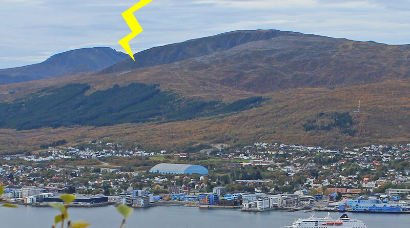 Kraftige lyn over Vesterålen